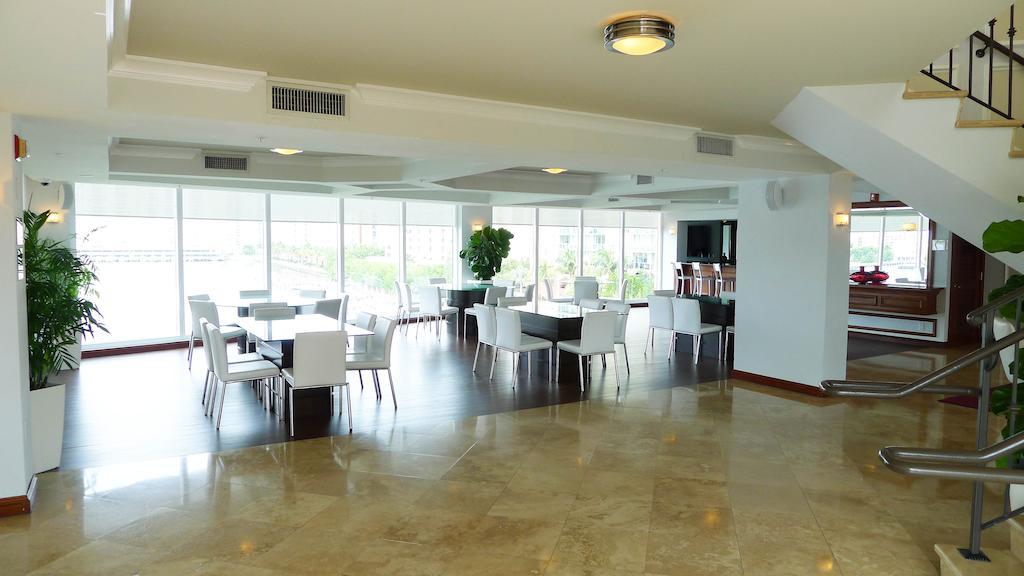 Miami Waterfront Apartments Sunny Isles Beach Exterior photo