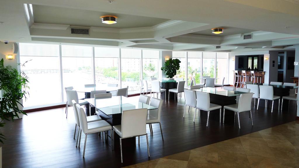 Miami Waterfront Apartments Sunny Isles Beach Exterior photo